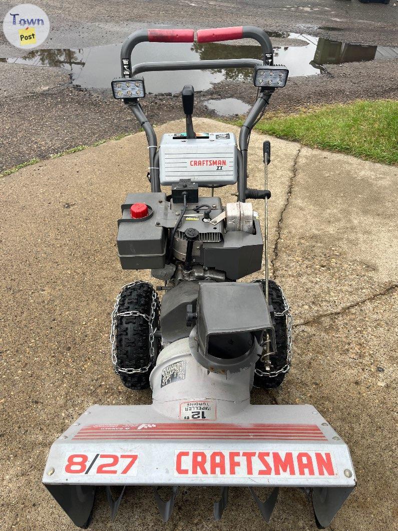 Photo of 8/27” 2 stage Craftsman snowblower