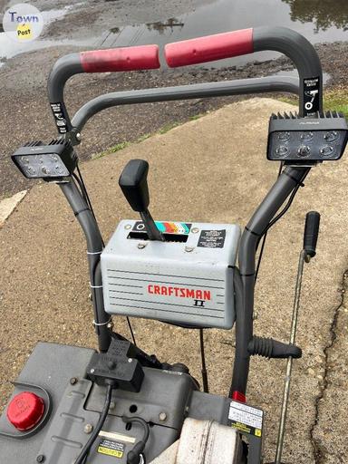 Photo of 8/27” 2 stage Craftsman snowblower - 2