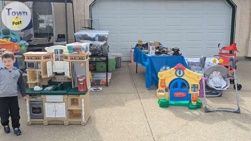 Photo of Garage sale NE EDMONTON 