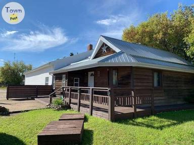 Photo of Very unique House with attached Shop in Pickardville for sale - 1