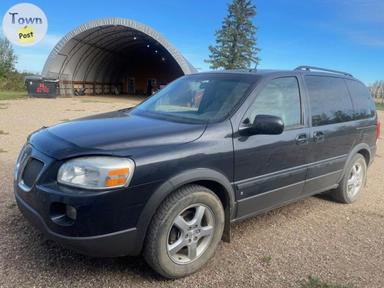 Photo of 2008 Pontiac Van - 1