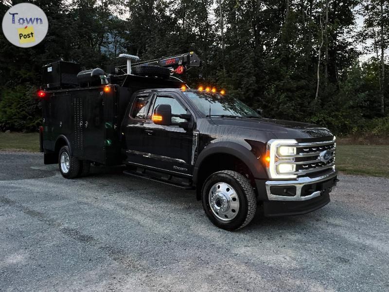 Photo of 2024 F550 Lariat Super Cab Service Truck