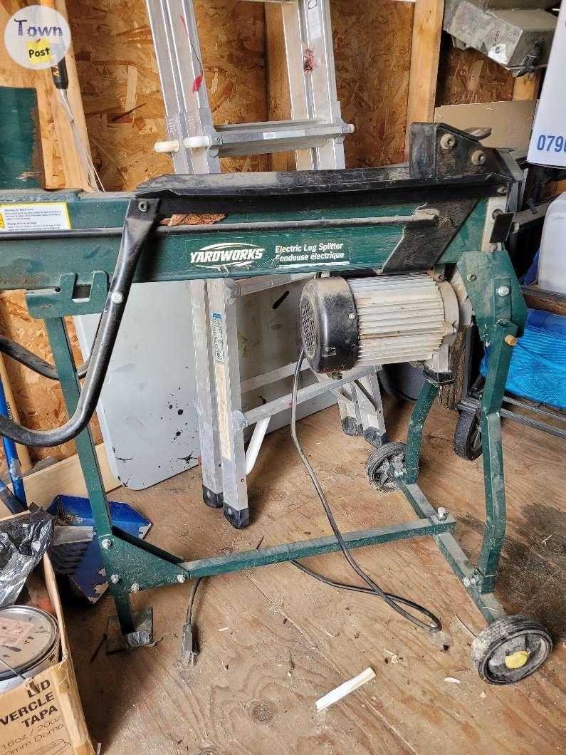 Photo of Yard works electric log spliter