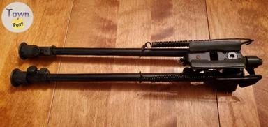 Photo of Champion 13.5" - 23" Bipod with pivot and traverse - 1