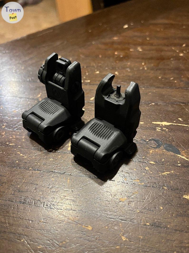 Photo of Magpul Mbus flip up iron sights