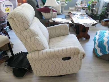 Photo of Reclining rocking swival fabric chair - 2