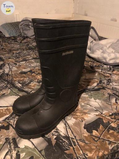 Photo of Size 11 rubber boots (brand new) - 1