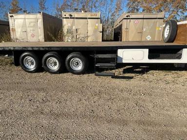 Photo of 5th Wheel Flat deck trailer - 2