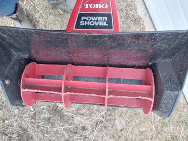 Photo of Toro electric snow shovel - 1