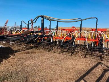 Photo of 2000 Bourgault 8800/3195/4000 Seeder, Tank & Packers - 2