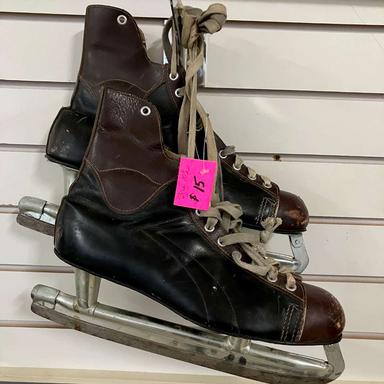 Photo of Ice Skates Used Men's Size 10.5 - 1