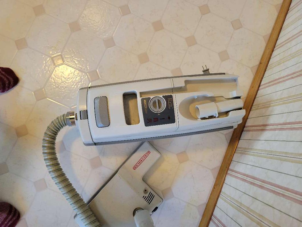 Photo of Electrolux Epic Series 6500 Vacuum for sale