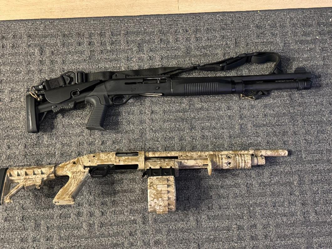 Photo of Shotguns mossberg maverick and Canuck operator