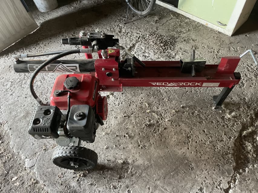 Photo of Log Splitter 