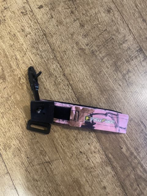 Mathews Jewel Compound Bow - 9 - 1754063562471_IMG_3168