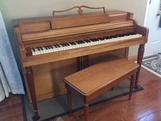 Piano for sale.  - 1 - 1739831857604_IMG_1850