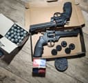 Photo of Pair of CO2 powered BB guns