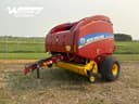 Photo of 2016 NEW HOLLAND ROLL-BELT 560 ROUND BALER