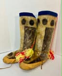 Photo of 5-Pc Vintage Inuvialuit Sealskin Kamiit (Two Pair With Wool Liners) & Seal Skin Shoulder Bag Heritage Set (1970s-80s)